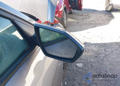 2022 Hyundai Elantra Sel z USA, uszkodzony, nr VIN KMHLM4AG4NU332426